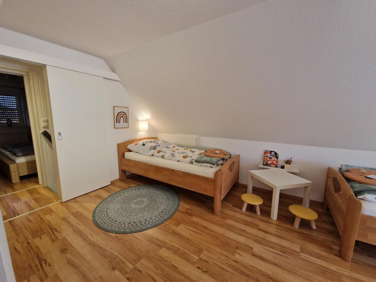 Hüde Ferienwohnungen Duemmersee - Haus Alter Pferdestall מראה חיצוני תמונה